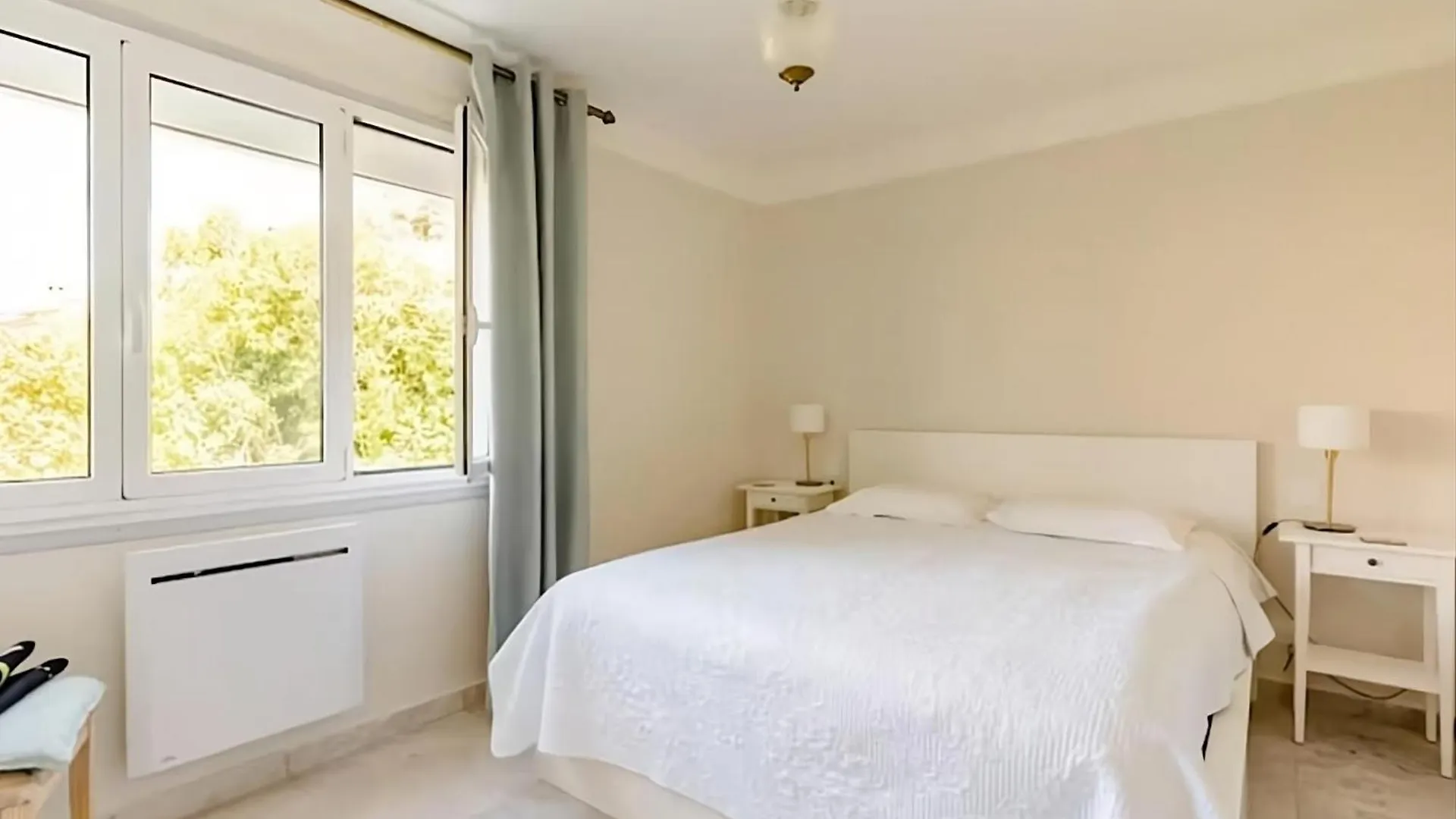 Villa Echauguette, Chambre Et Toilette Privee Maison Partagee Avec La Proprietaire Six-Fours-les-Plages
